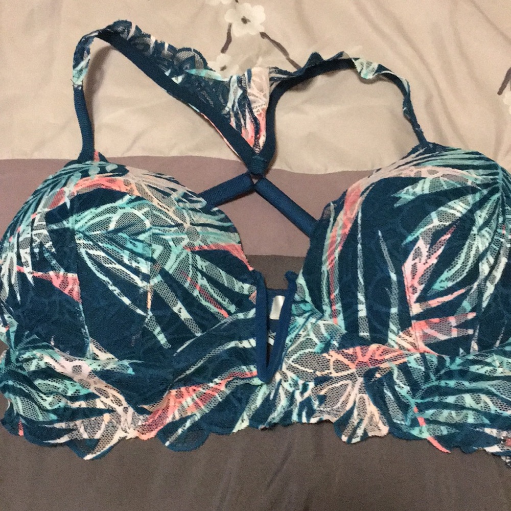 Victoria’s Secret bustier ❤️❤️